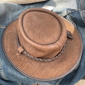 🎉HOST PIC🎉 B.C. Hats Bac-Pac Traveller Hat